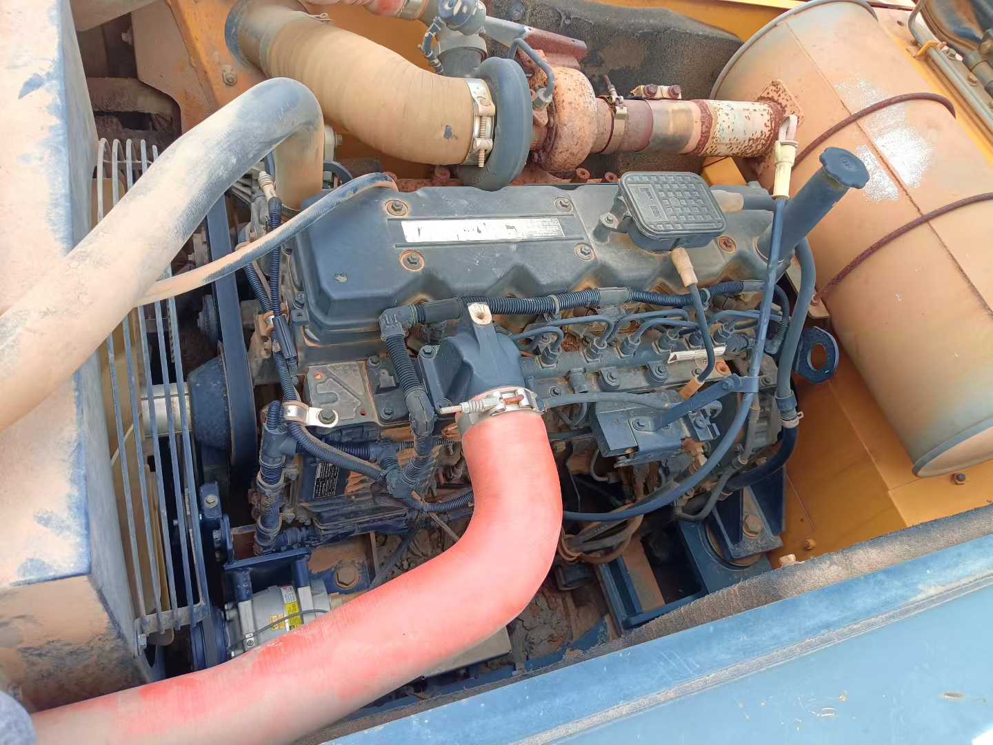 Used Hyundai R215VSN Excavator 2018 Model / 7