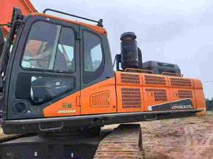 Buy Doosan DX500 Used Excavator Used Doosan DX500 Excavator 2021 Model