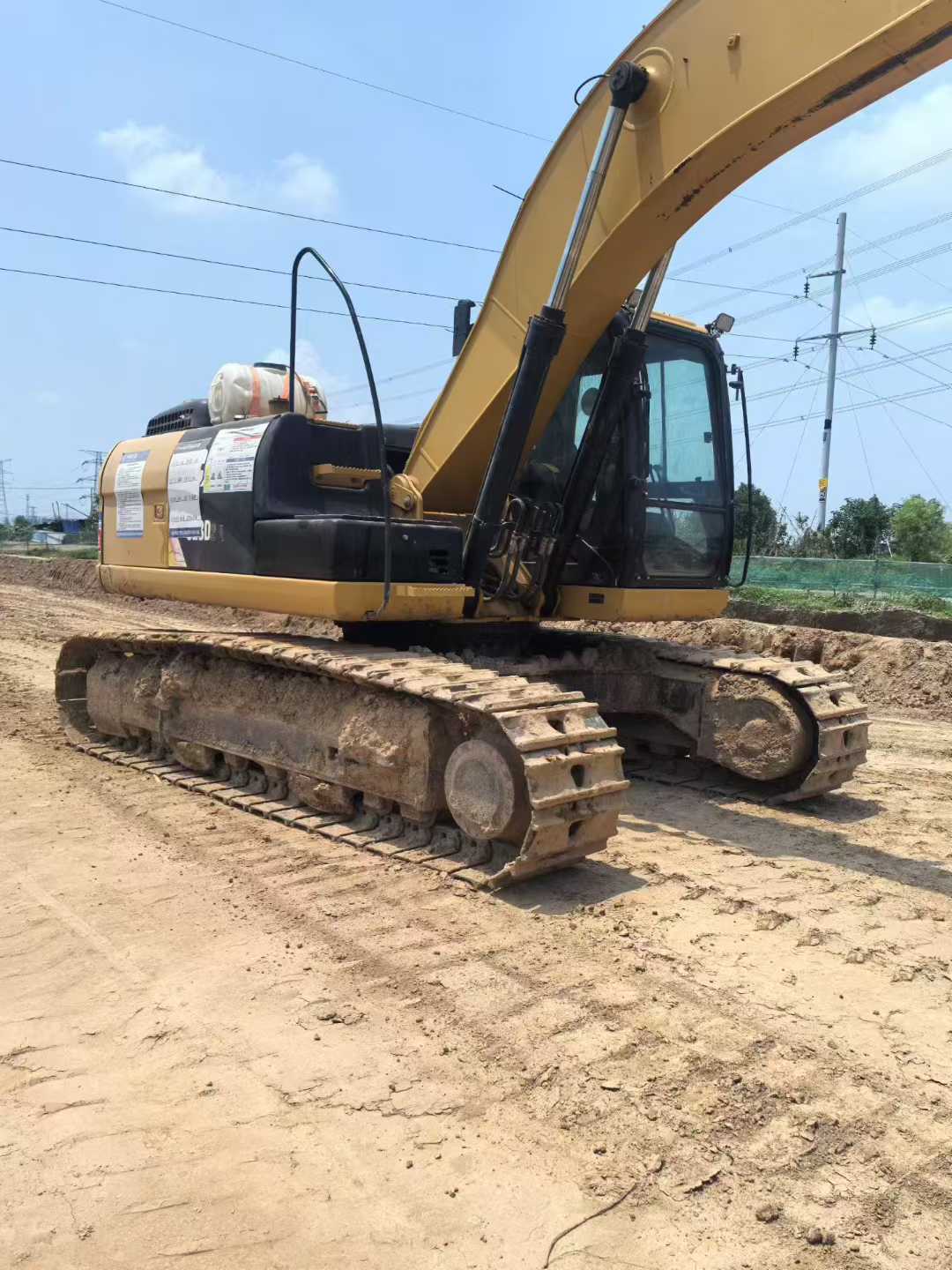 Used Caterpillar 323 Excavator 2016 Model