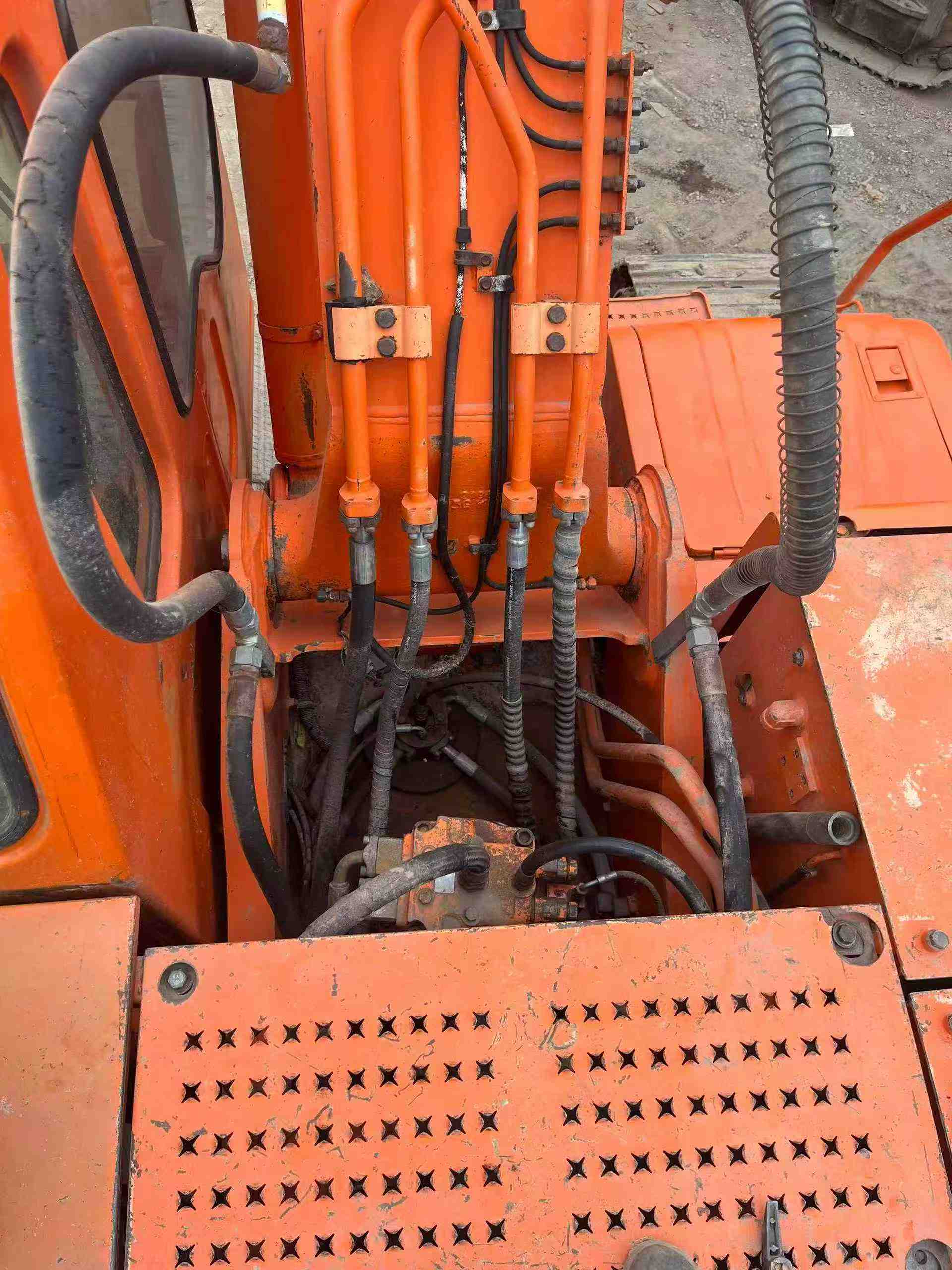 Used Doosan S225 Excavator 2016 Model / 8