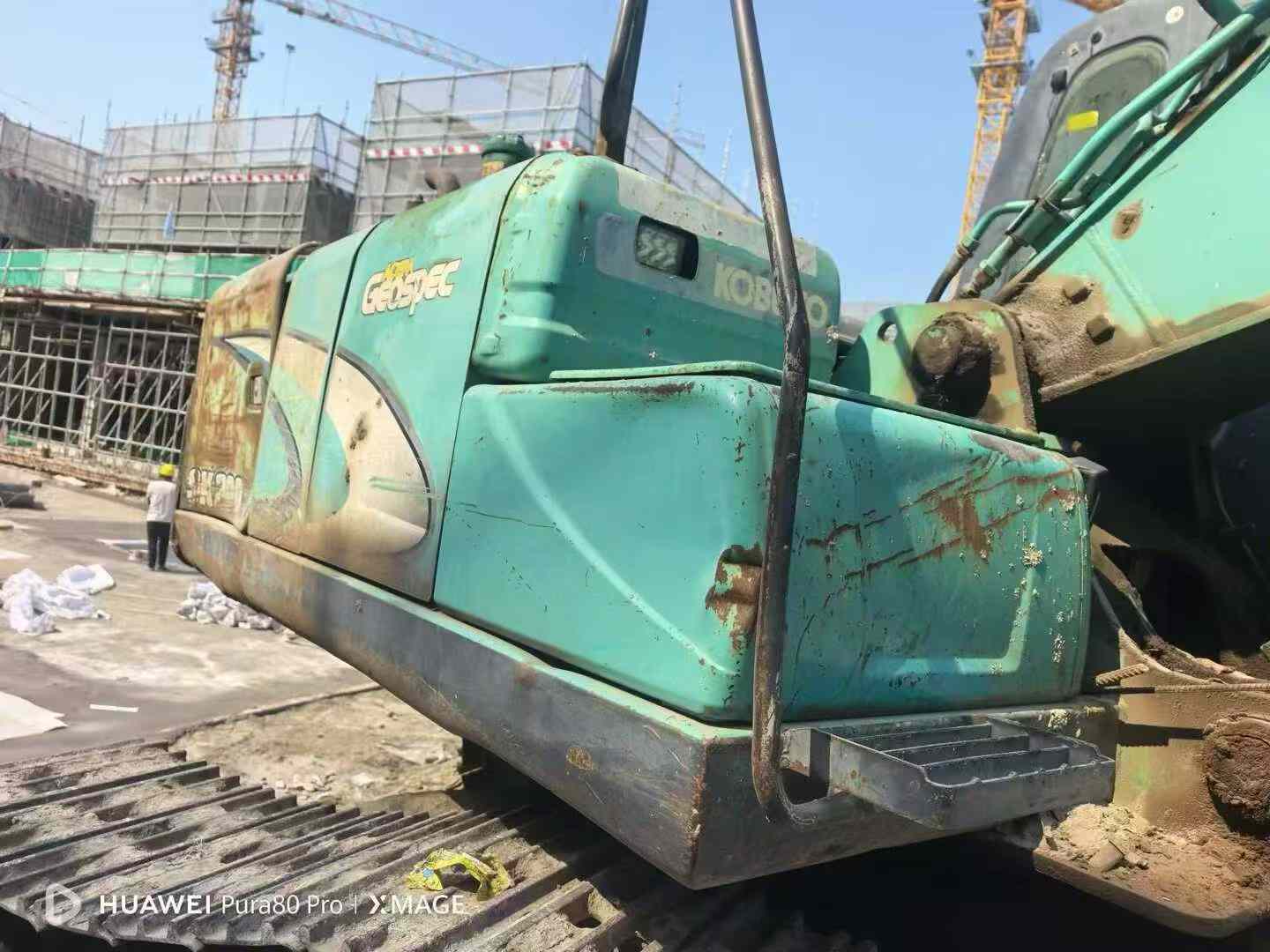 Used Kobelco SK200 Excavator 2016 Model / 3