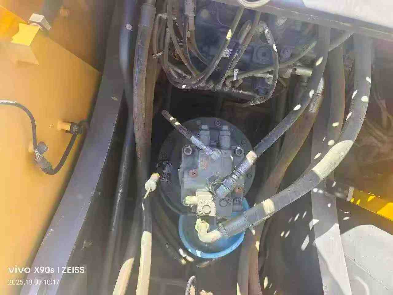 Used Volvo EW50 Excavator 2017 Model / 5