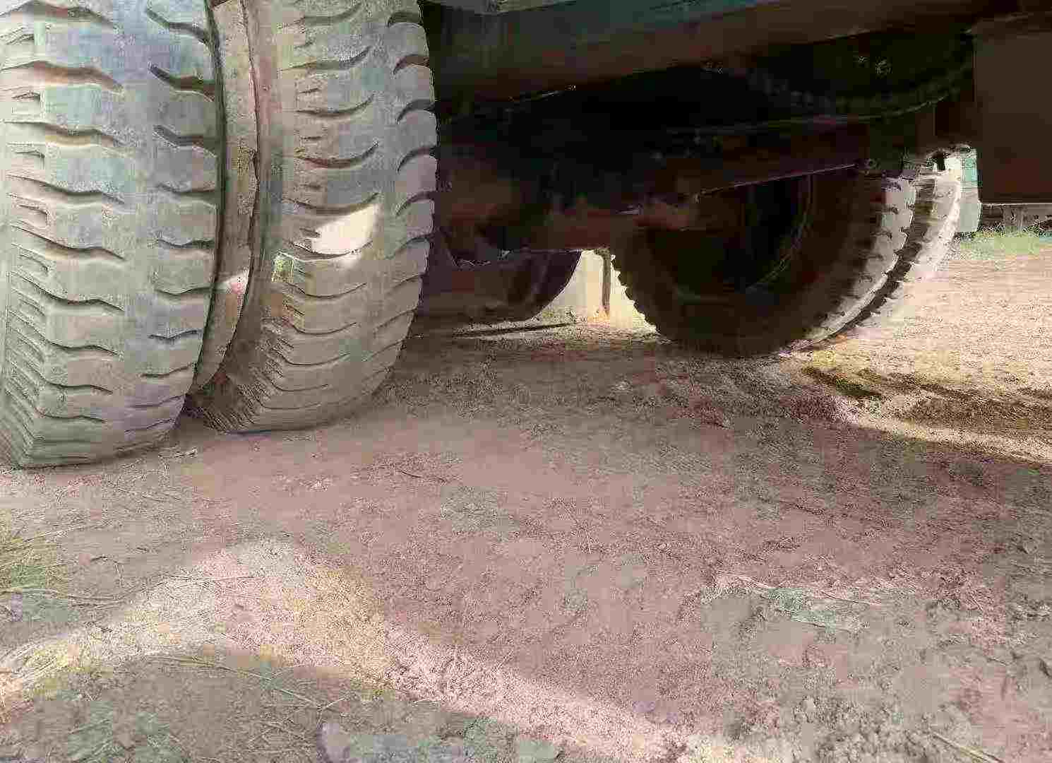 Used Hyundai R210-7 Excavator 2013 Model / 9