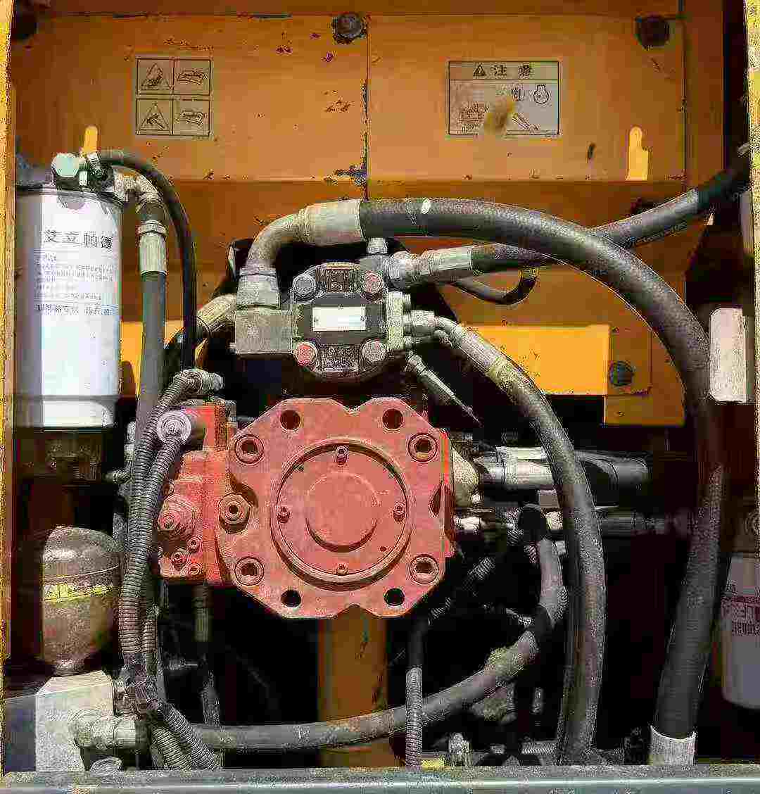 Used Hyundai R150W-9 Excavator 2014 Model / 8