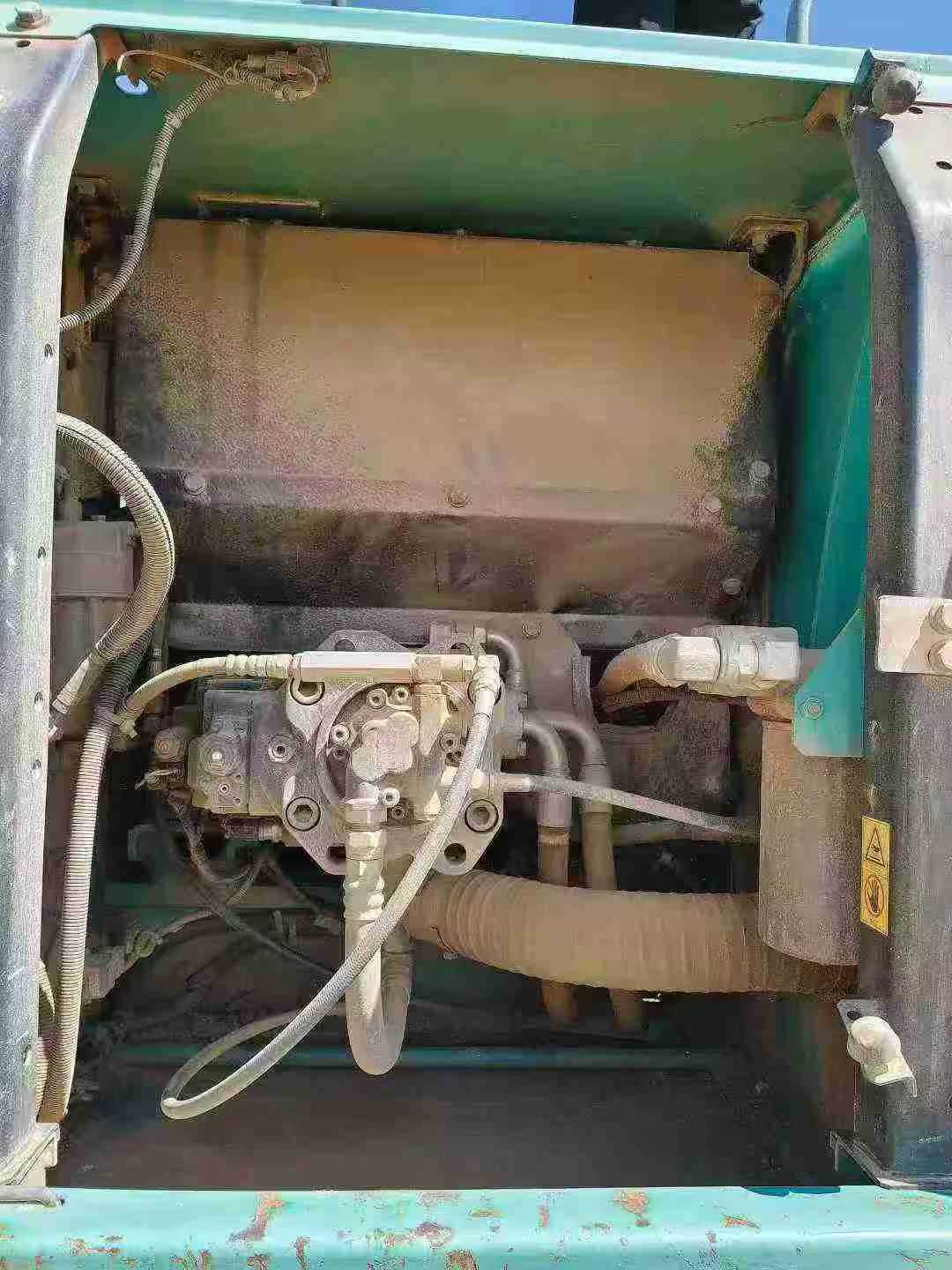 Used Kobelco SK200 Excavator 2014 Model / 6