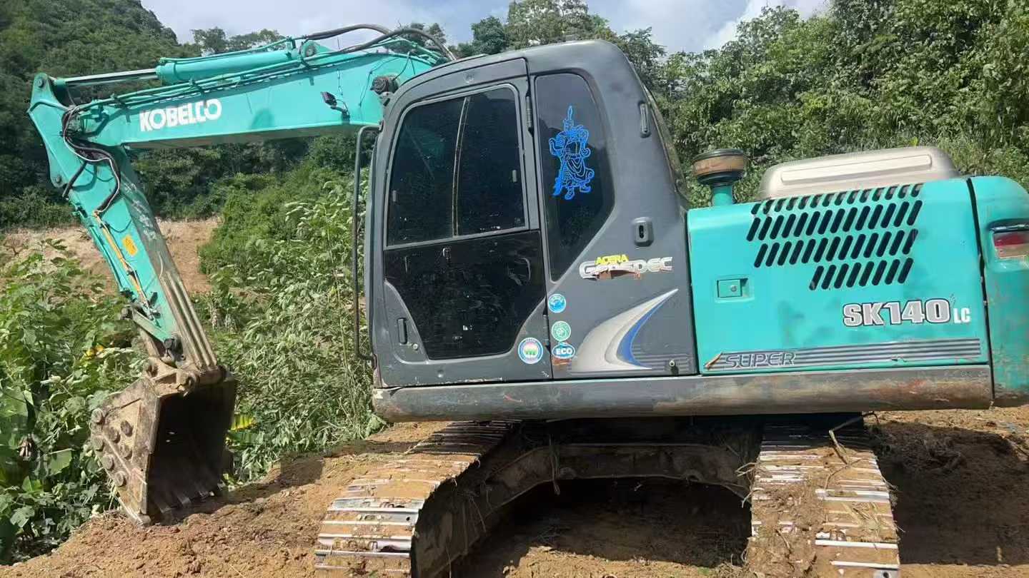 Used Kobelco SK140 Excavator 2011 Model