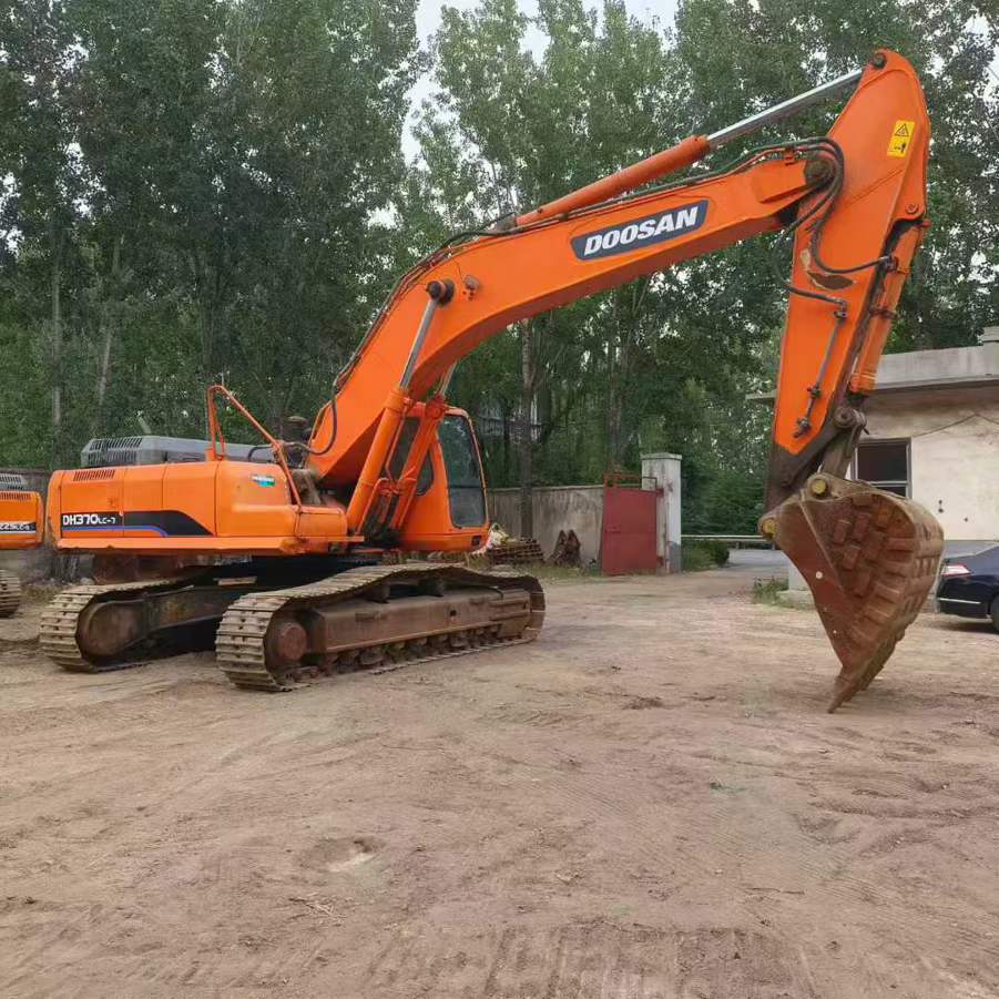 Used Doosan DH70 Excavator 2012 Model / 6