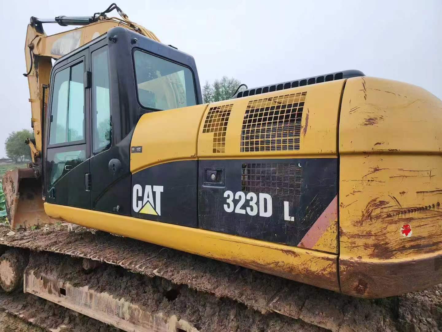 Used Caterpillar 323DL Excavator 2011 Model