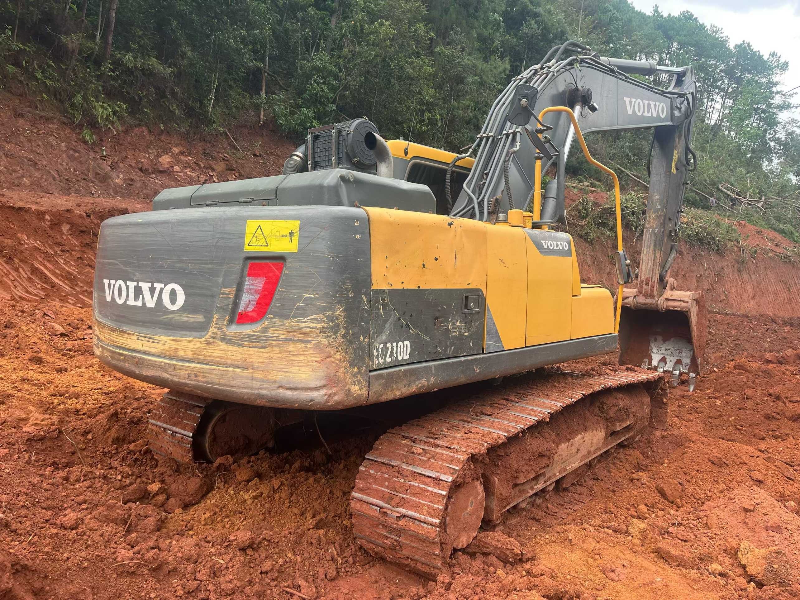 Used Volvo EW210C Excavator 2018 Model / 4