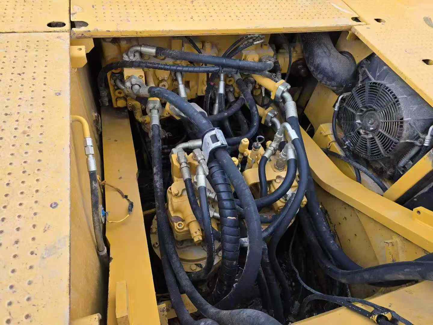 Used Caterpillar 349FL Excavator 2019 Model / 8