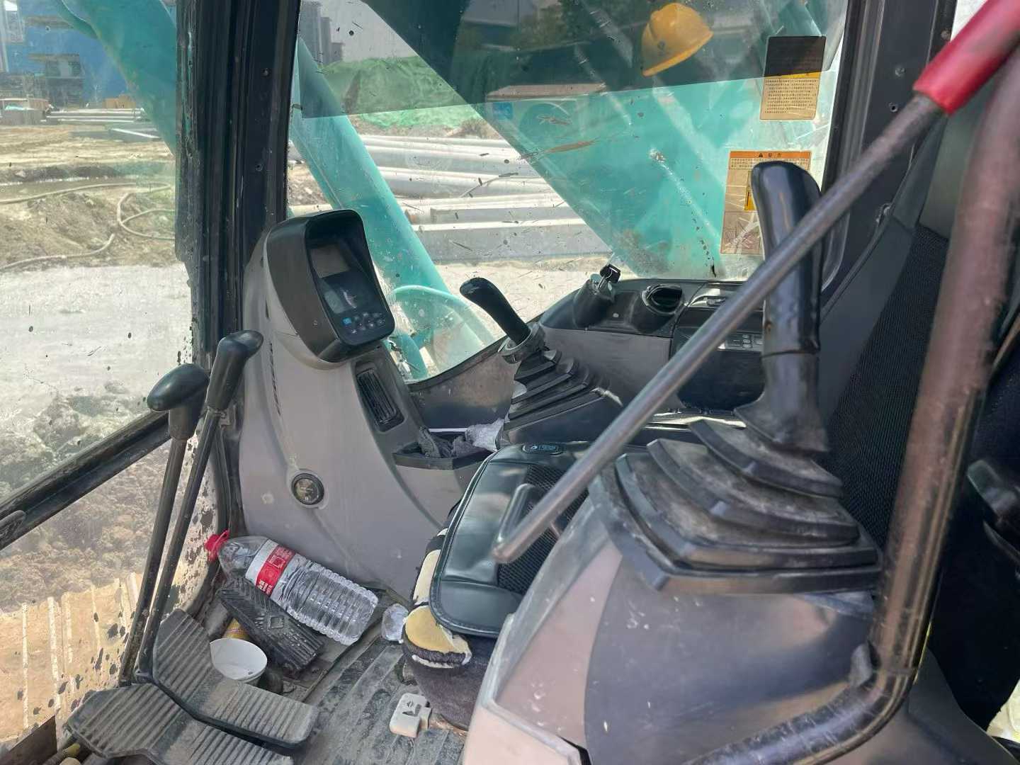 Used Kobelco SK210 Excavator 2016 Model / 2