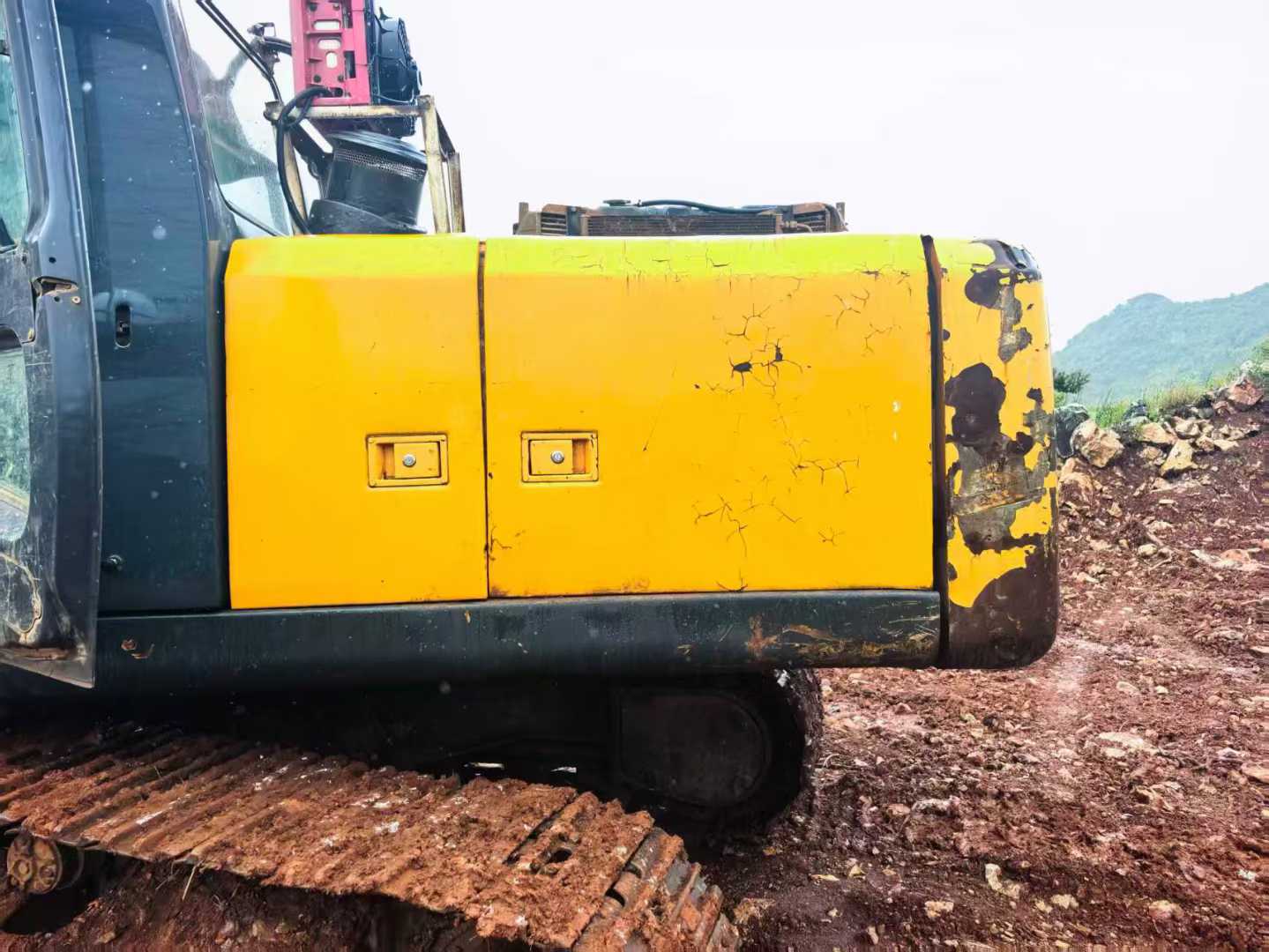 Used Hyundai R215-7 Excavator 2016 Model / 2