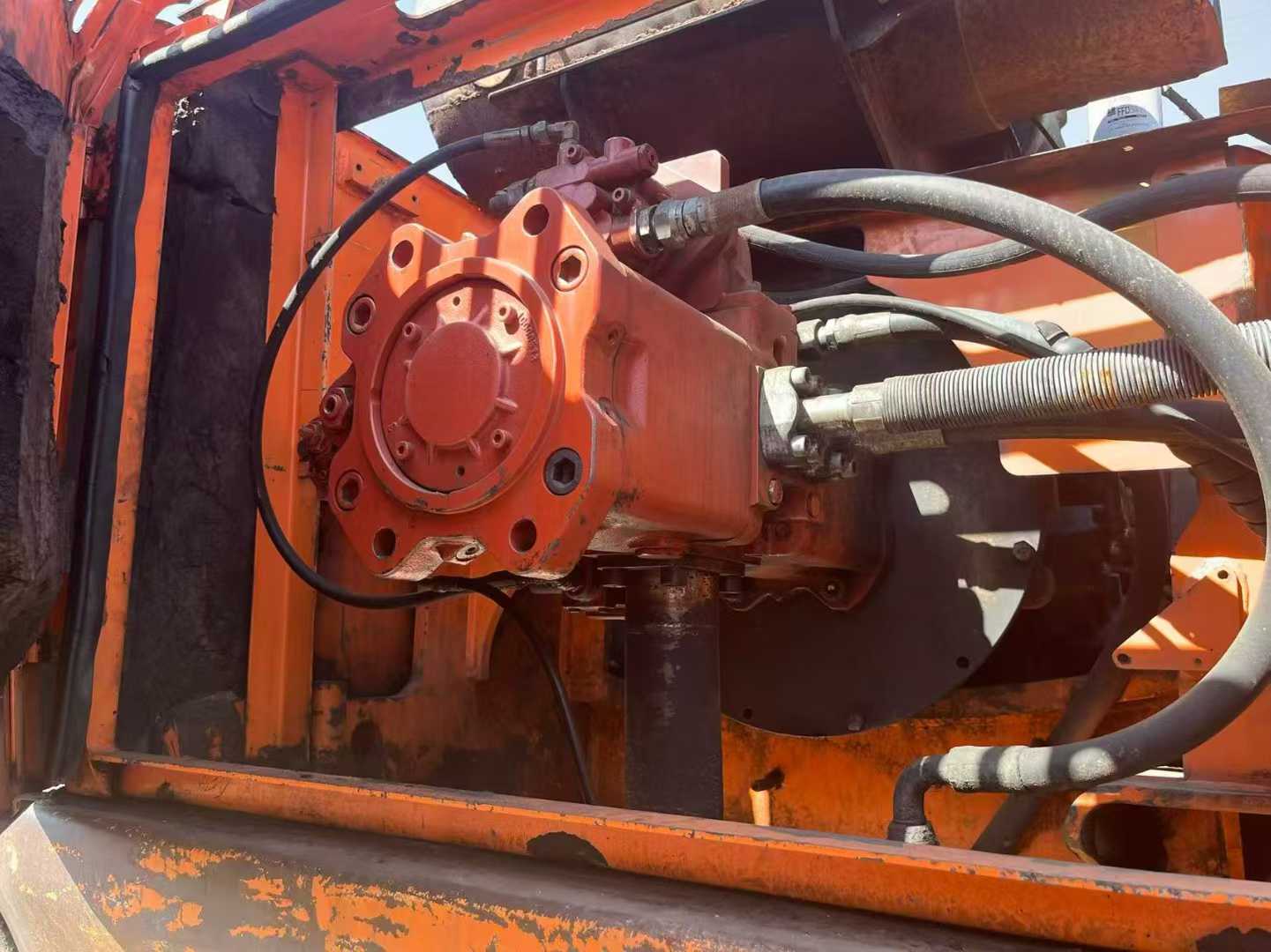 Used Doosan DX500 Excavator 2016 Model / 3