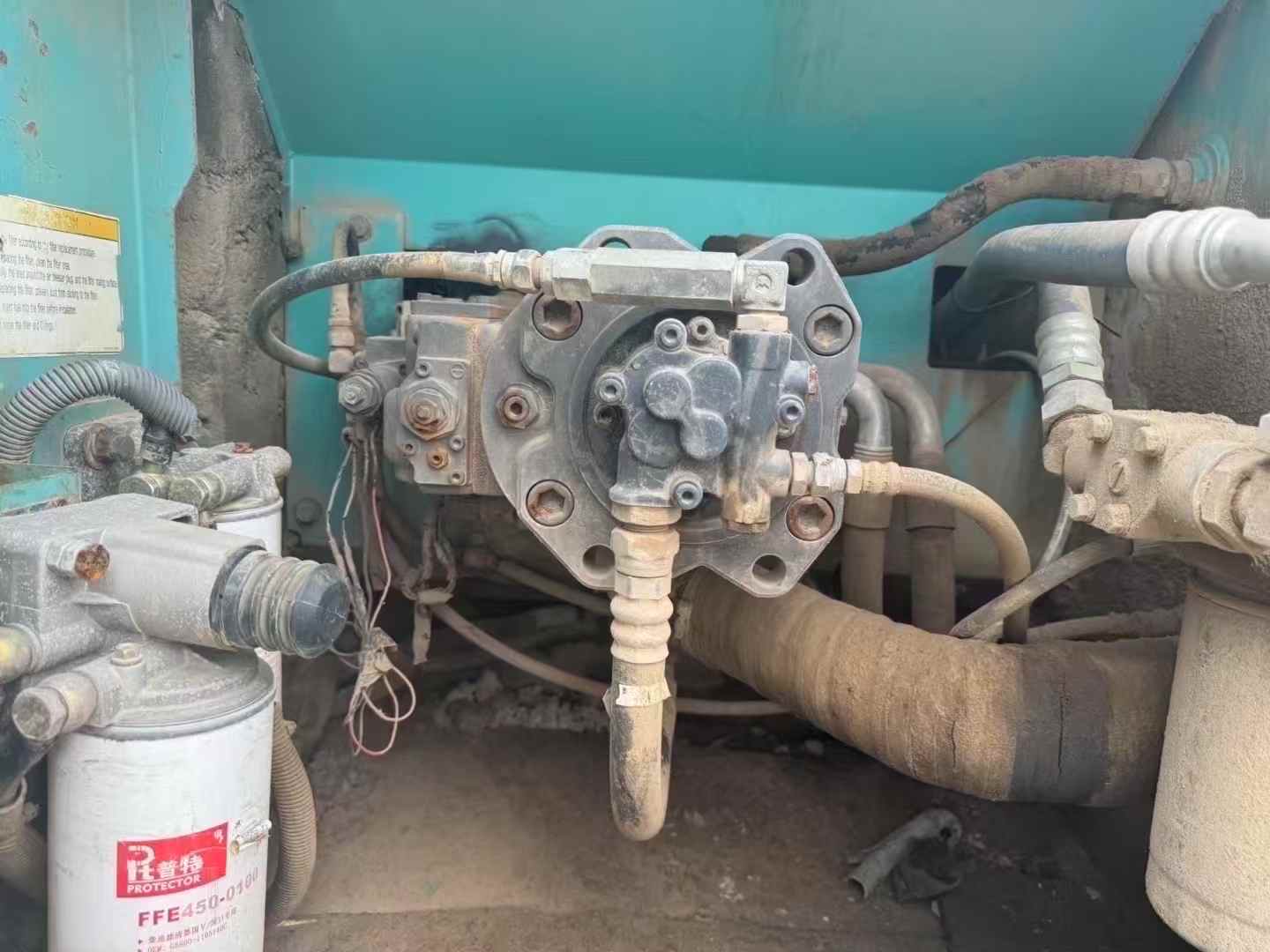 Used Kobelco SK200-11 Excavator 2016 Model / 4