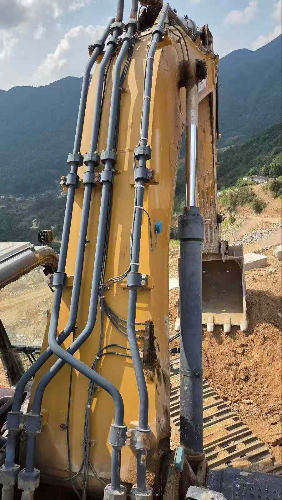 Used XCMG XE370 Excavator 2021 Model / 2