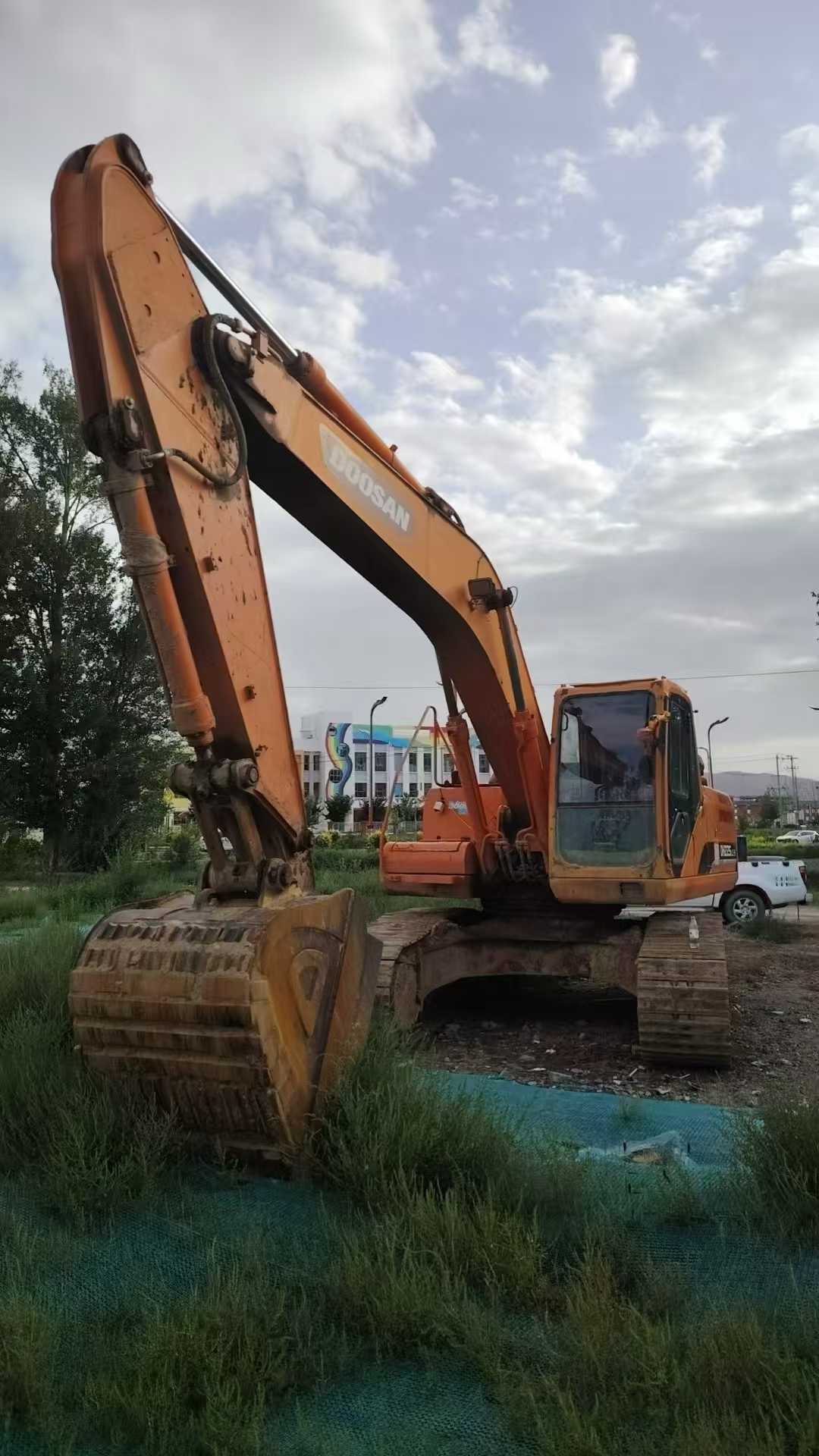 Used Doosan S225 Excavator 2011 Model