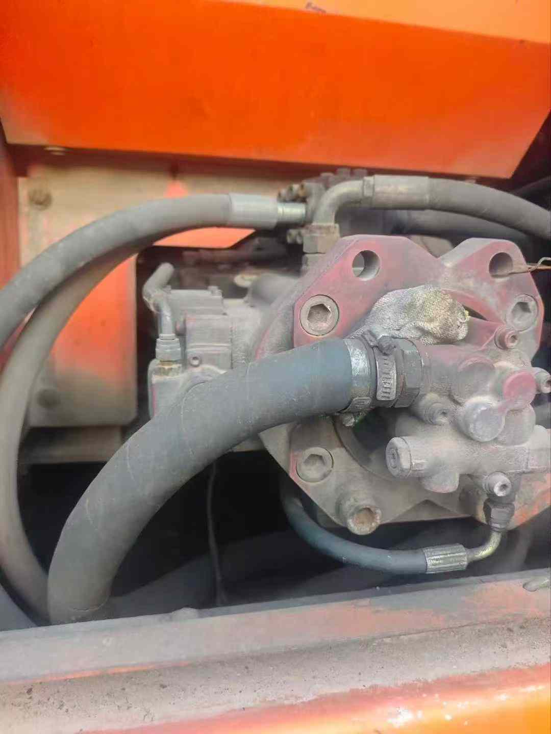 Used Doosan DH220 Excavator 2016 Model / 2