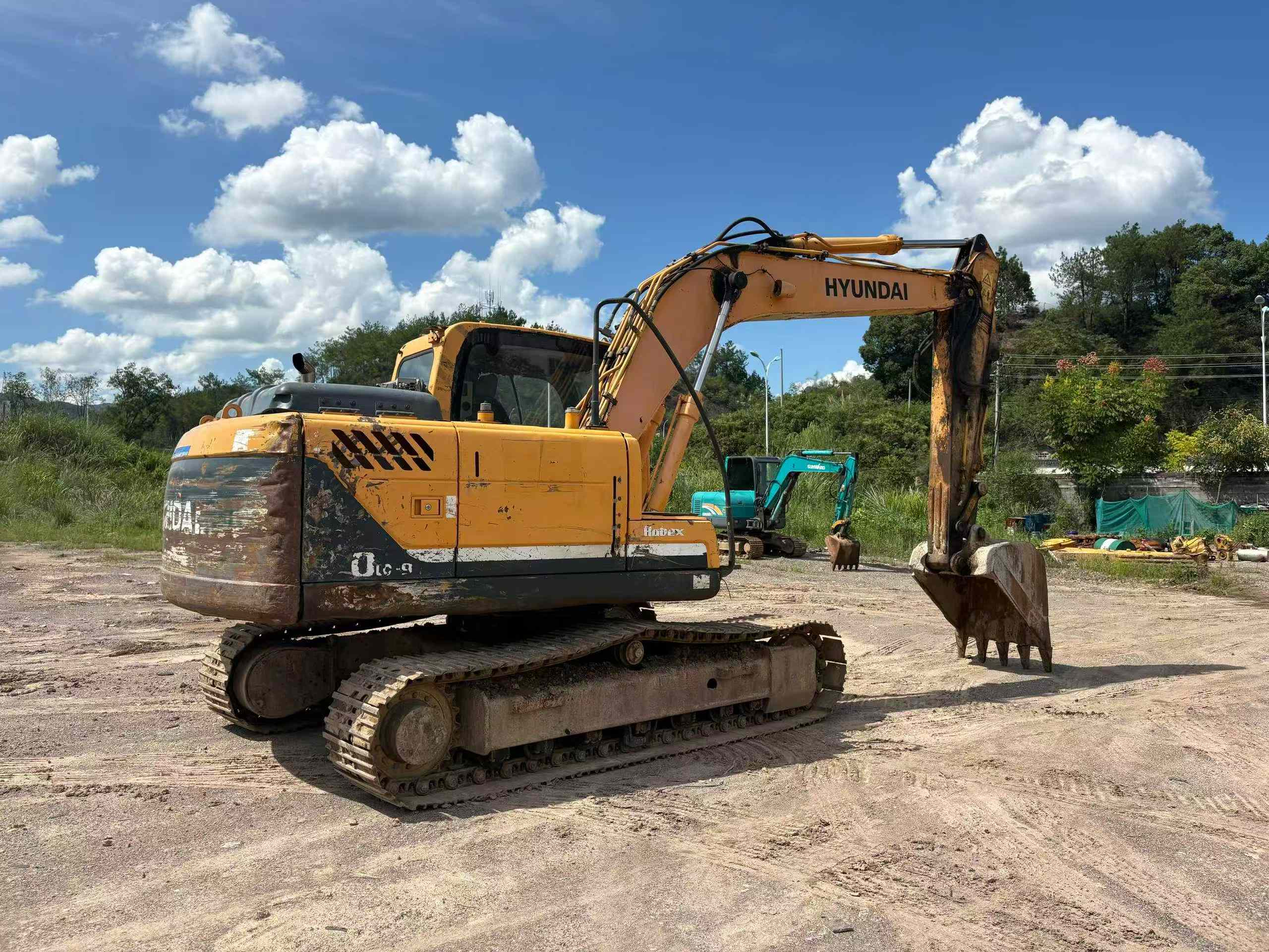Used Hyundai R150W-9 Excavator 2016 Model / 3