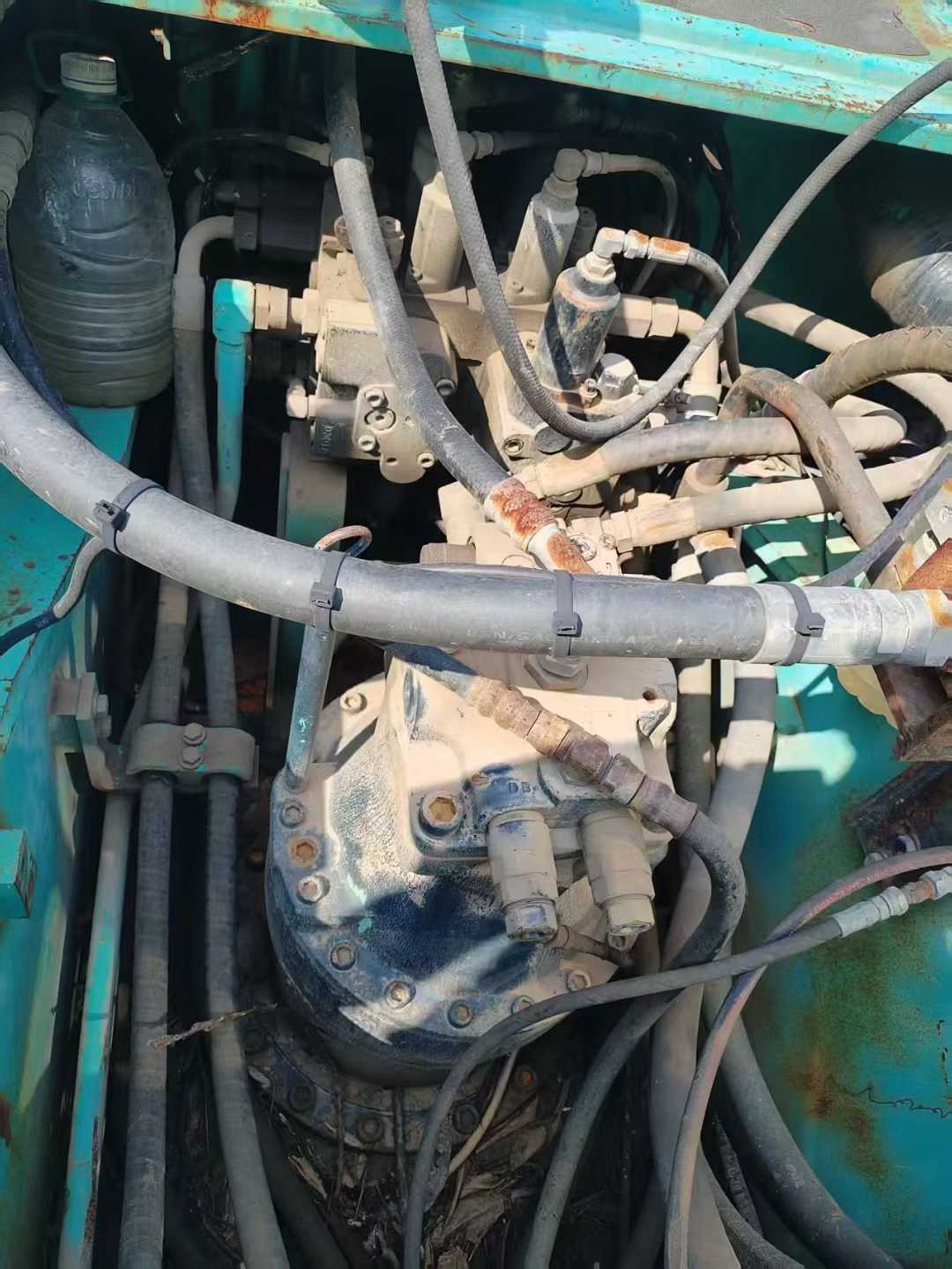 Used Kobelco SK230 Excavator 2016 Model / 8