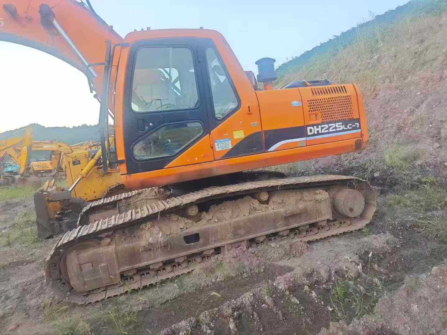 Used Doosan DH220 Excavator 2016 Model / 4