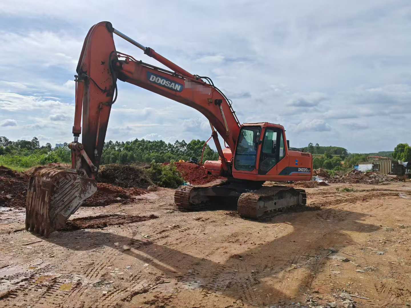 Used Doosan DH220-7 Excavator 2016 Model