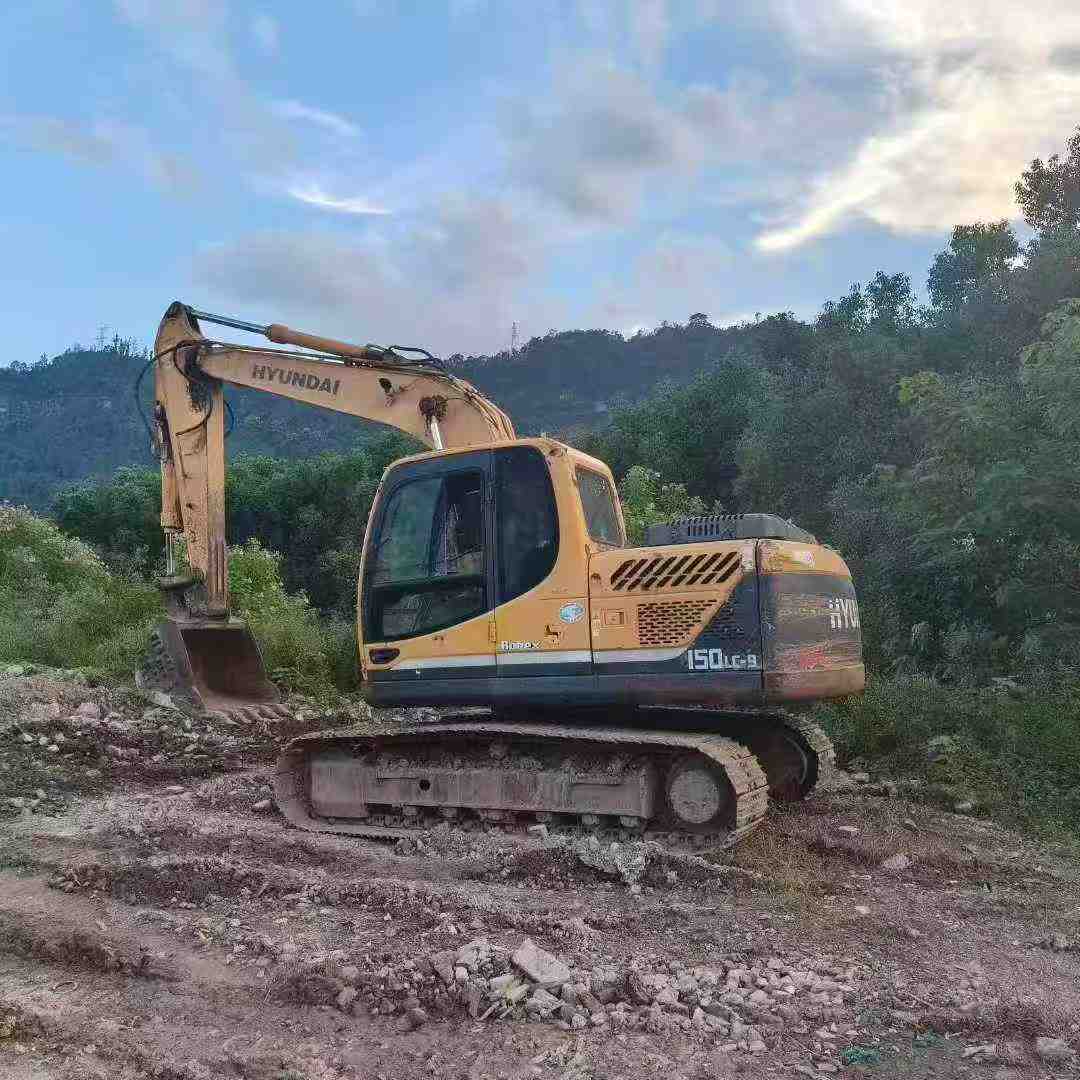 Used Hyundai HW150 Excavator 2016 Model / 6