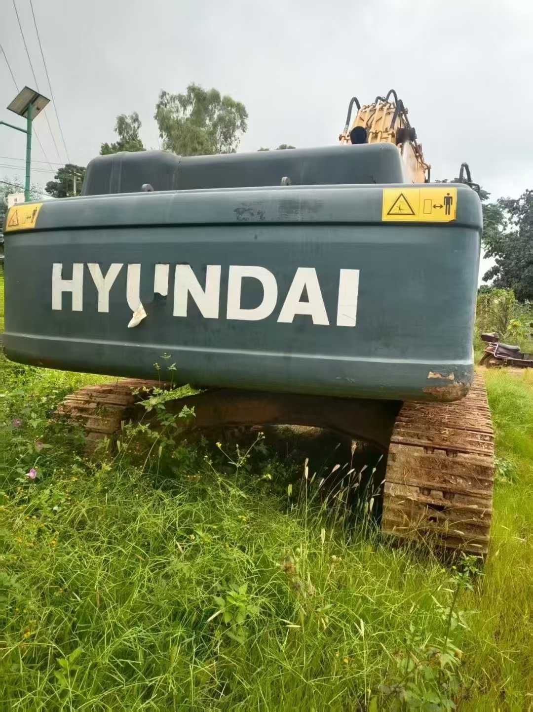 Used Hyundai R305LC-9T Excavator 2016 Model
