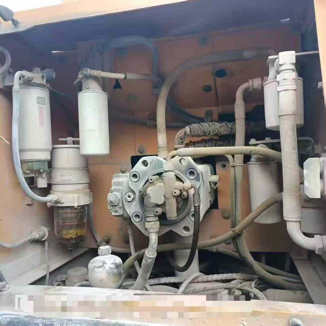 Used Volvo EW210C Excavator 2012 Model / 2