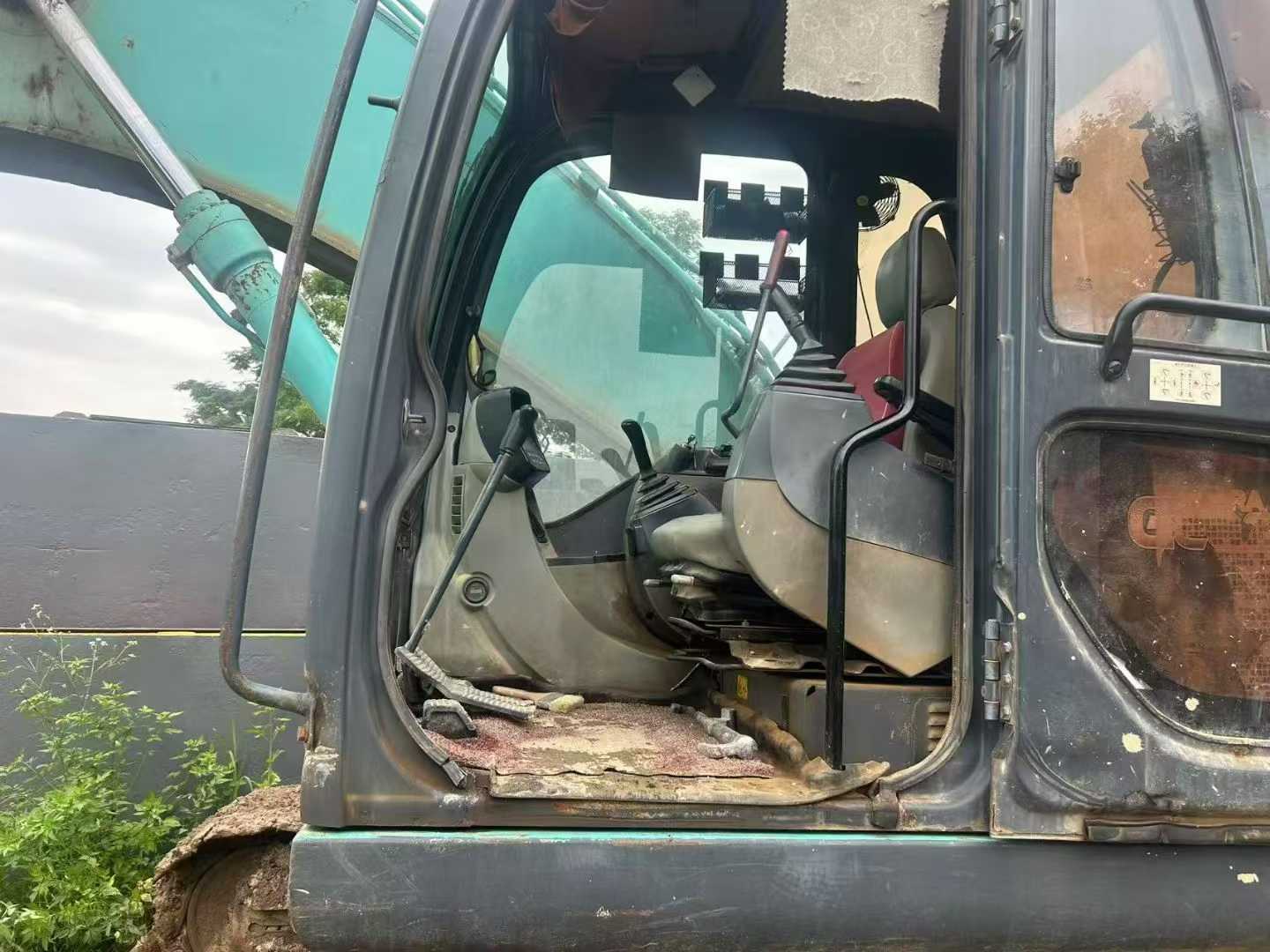 Used Kobelco SK200-8 Excavator 2016 Model
