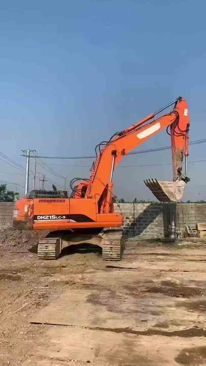 Used Doosan DX15 Excavator 2012 Model / 3
