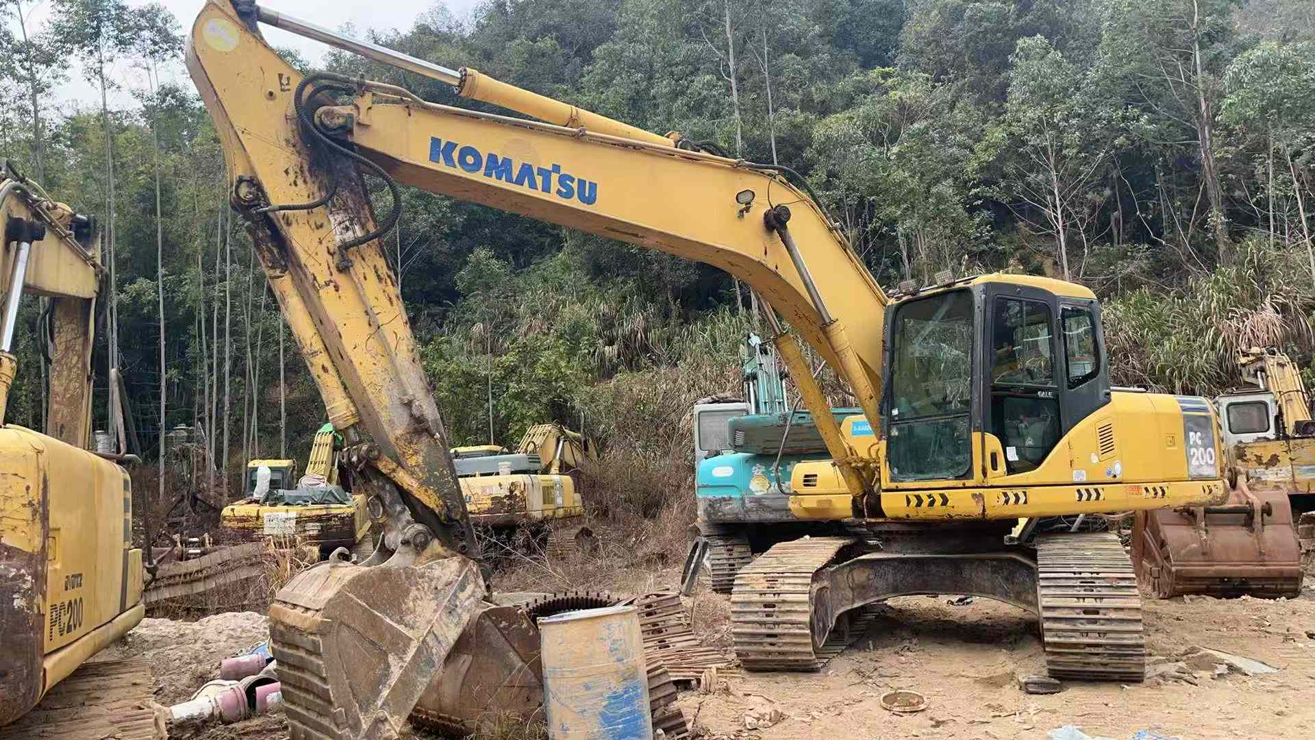 Used Komatsu PW200-7 Excavator 2016 Model