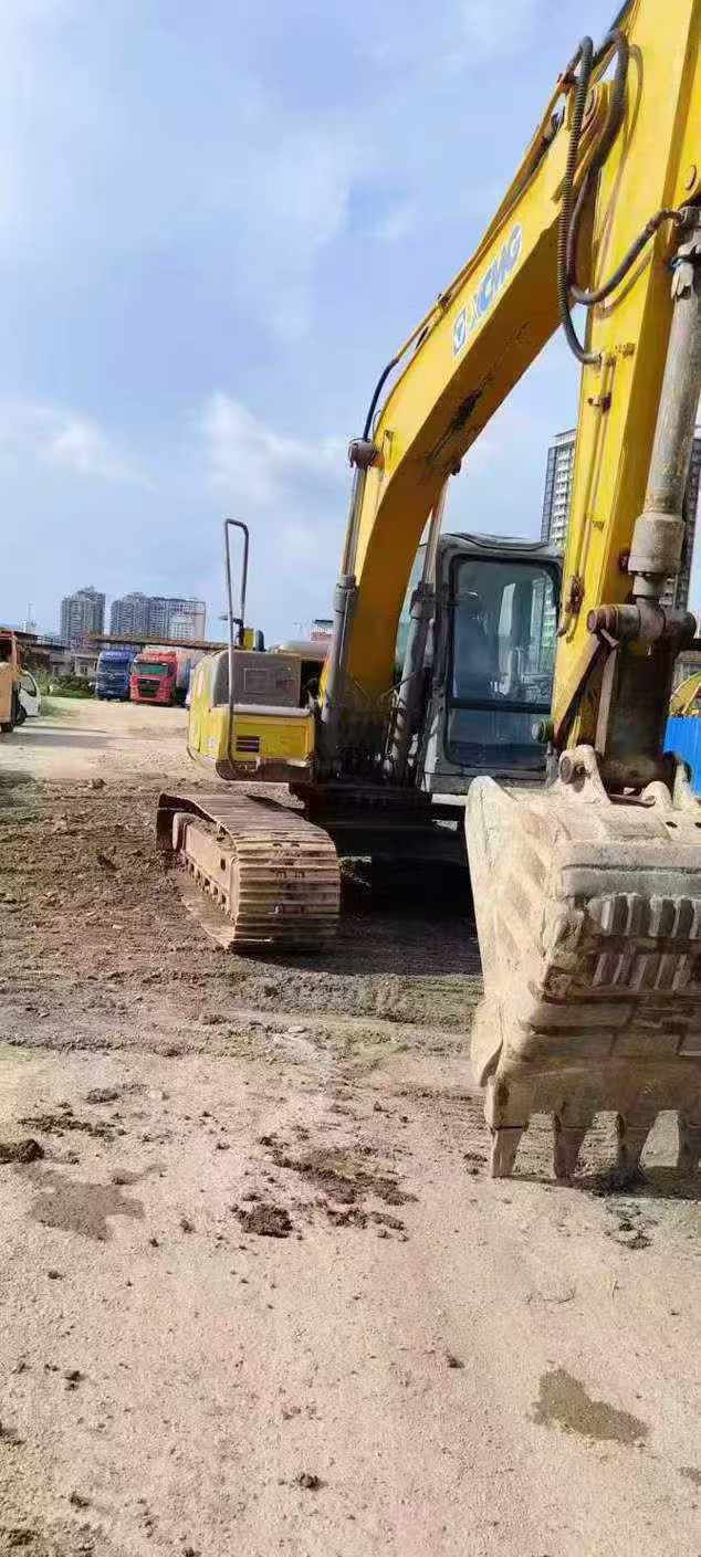 Used XCMG XE150 Excavator 2015 Model