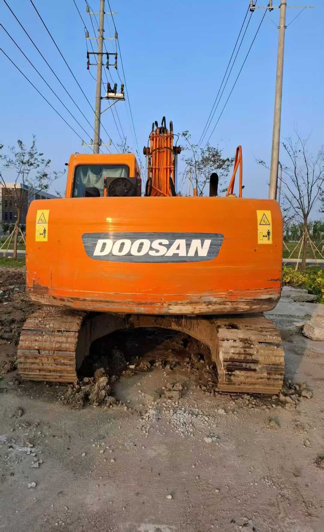 Used Doosan DX15 Excavator 2011 Model / 3