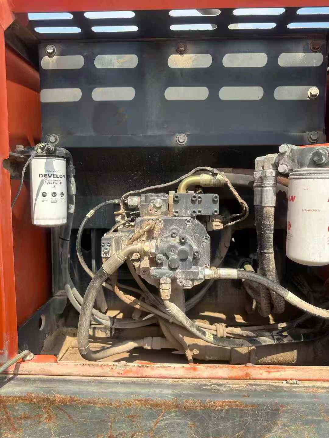 Used Doosan DH220 Excavator 2018 Model / 7