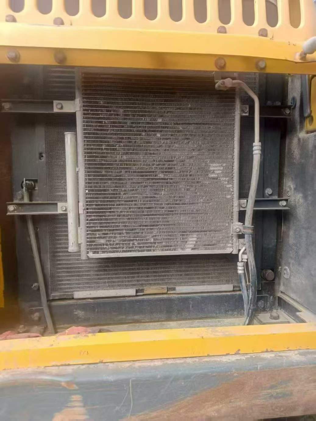 Used Volvo EW210C Excavator 2013 Model / 2