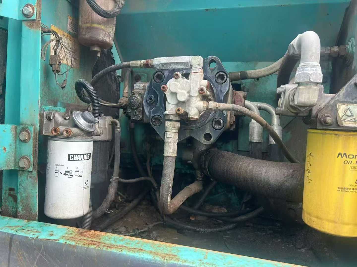 Used Kobelco SK200-8 Excavator 2016 Model / 4