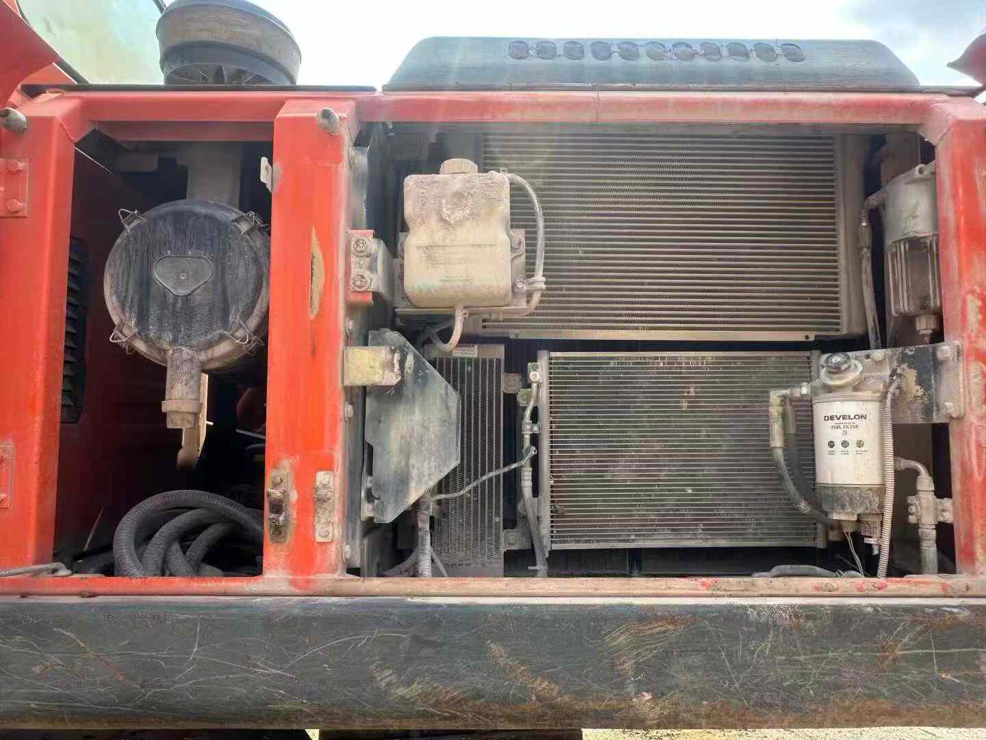 Used Doosan DH220 Excavator 2018 Model / 6