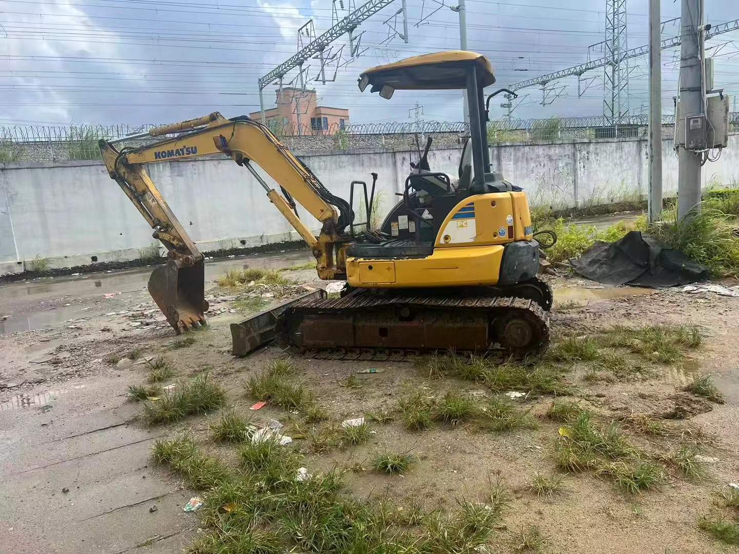 Used Komatsu PC40-2 Excavator 2016 Model