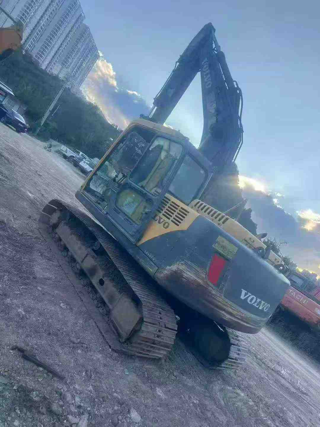 Used Volvo EC140 Excavator 2015 Model / 7
