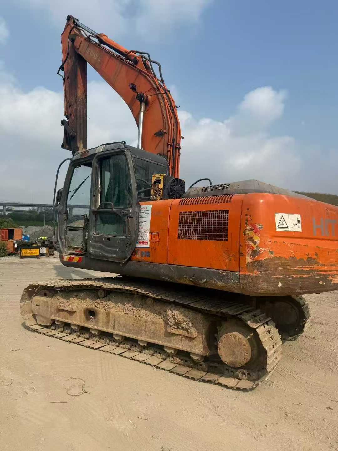 Used Hitachi ZAXIS200 Excavator 2016 Model
