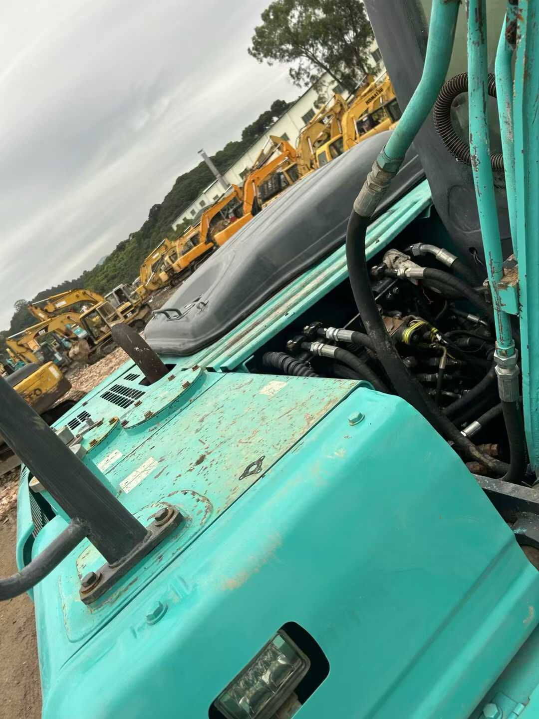 Used Kobelco SK130-8 Excavator 2016 Model / 3