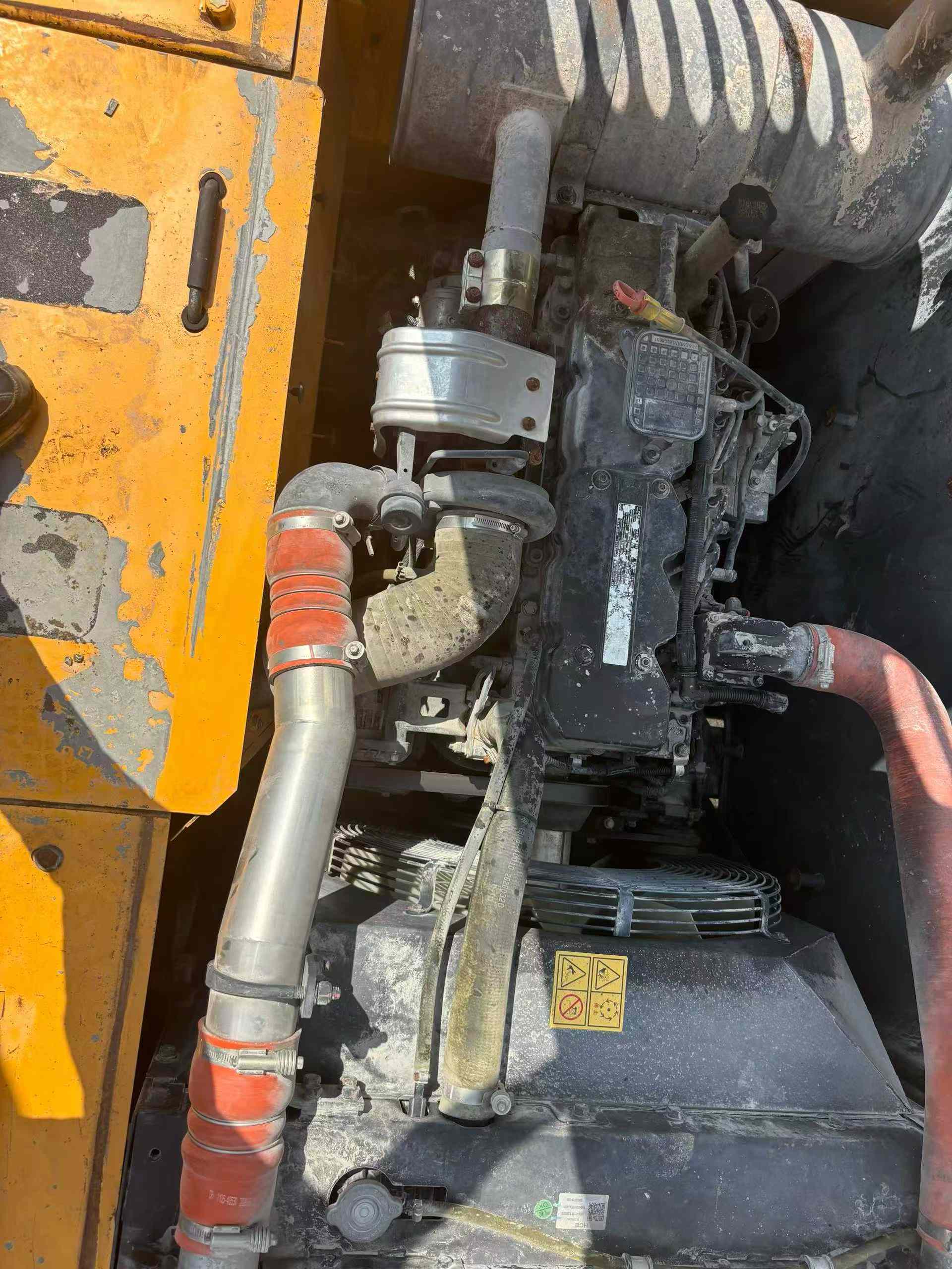 Used Hyundai R215VSN Excavator 2020 Model / 8