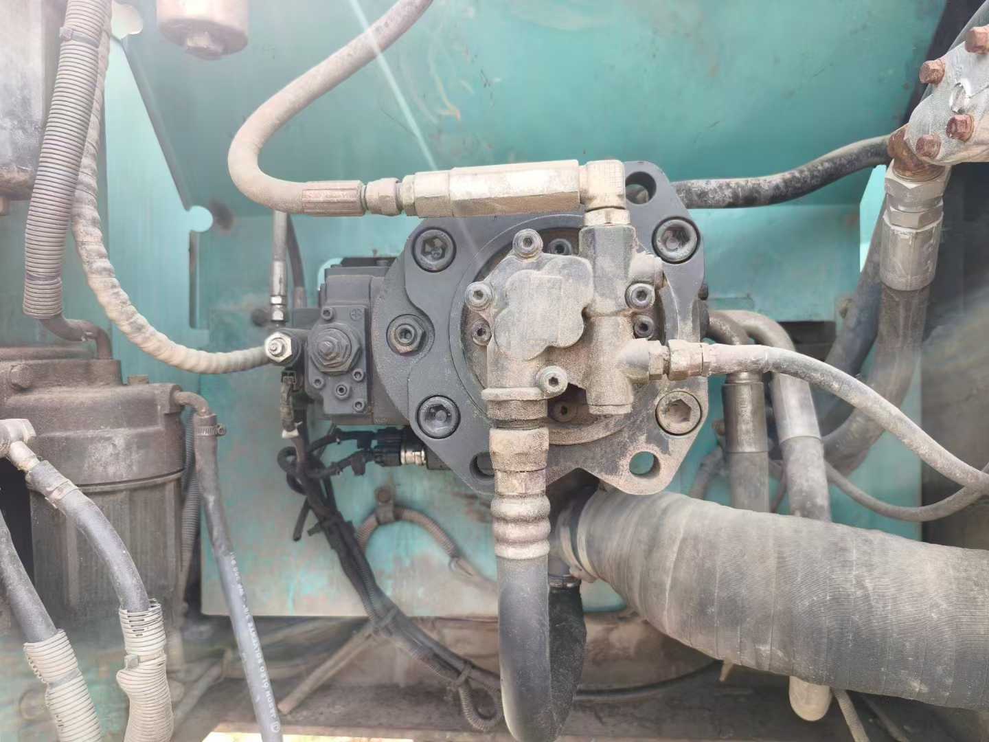 Used Kobelco SK350LC SuperX Excavator 2011 Model / 9