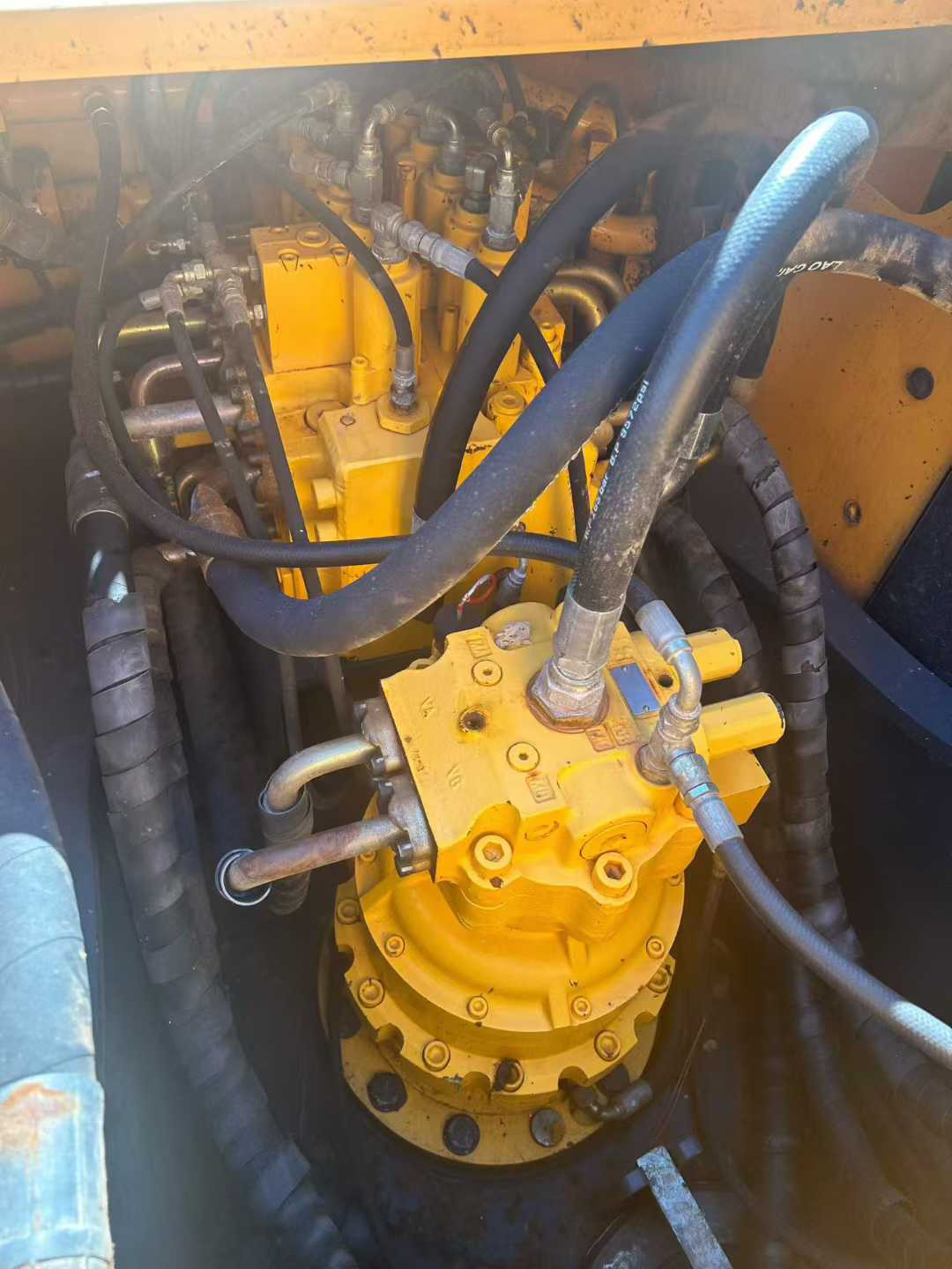 Used Hyundai R 60VS Excavator 2017 Model / 7