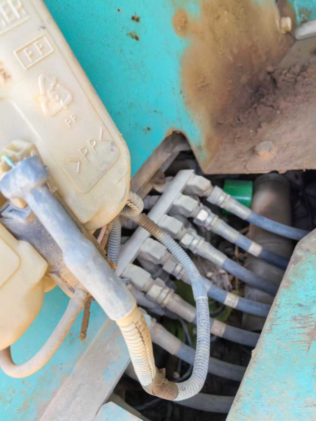 Used Kobelco SK210 Excavator 2012 Model / 5