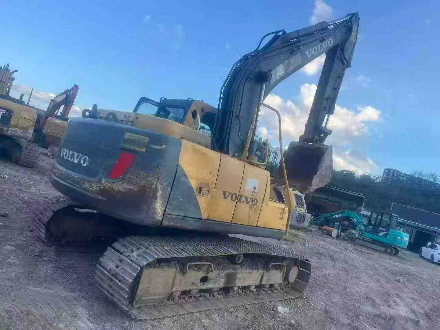 Used Volvo EC140 Excavator 2015 Model / 6