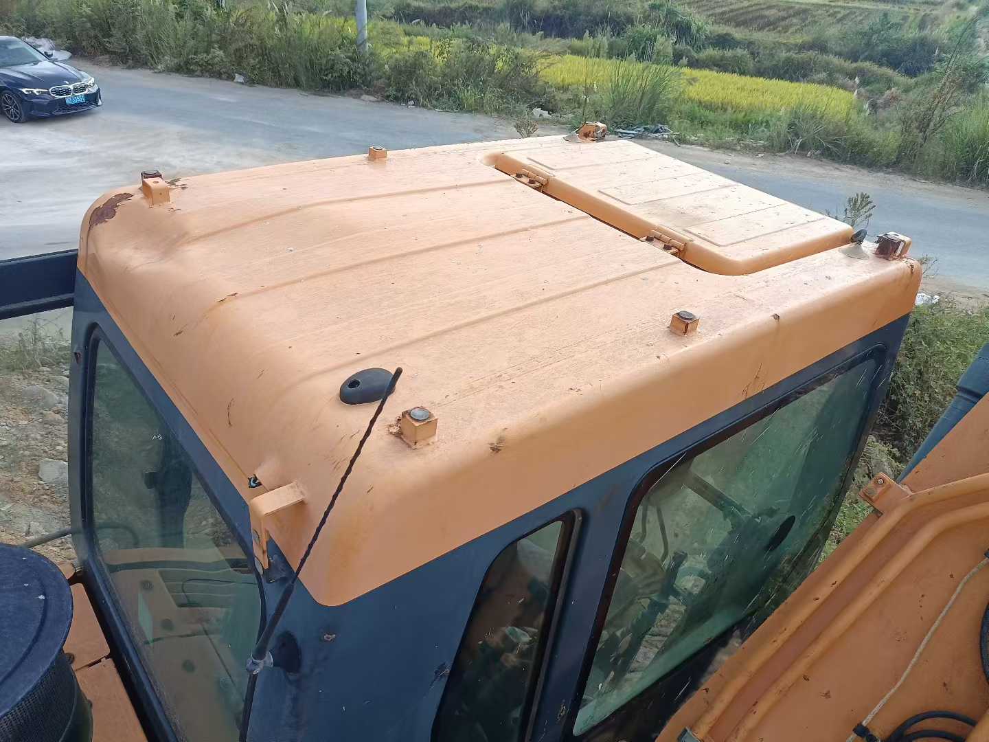 Used Hyundai R215VSN Excavator 2017 Model / 9