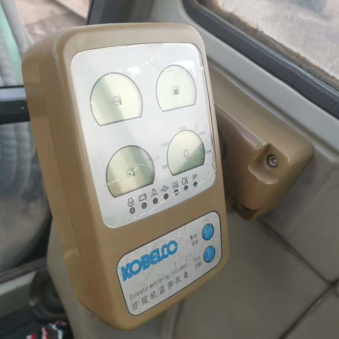 Used Kobelco SK60 Excavator 2011 Model / 4
