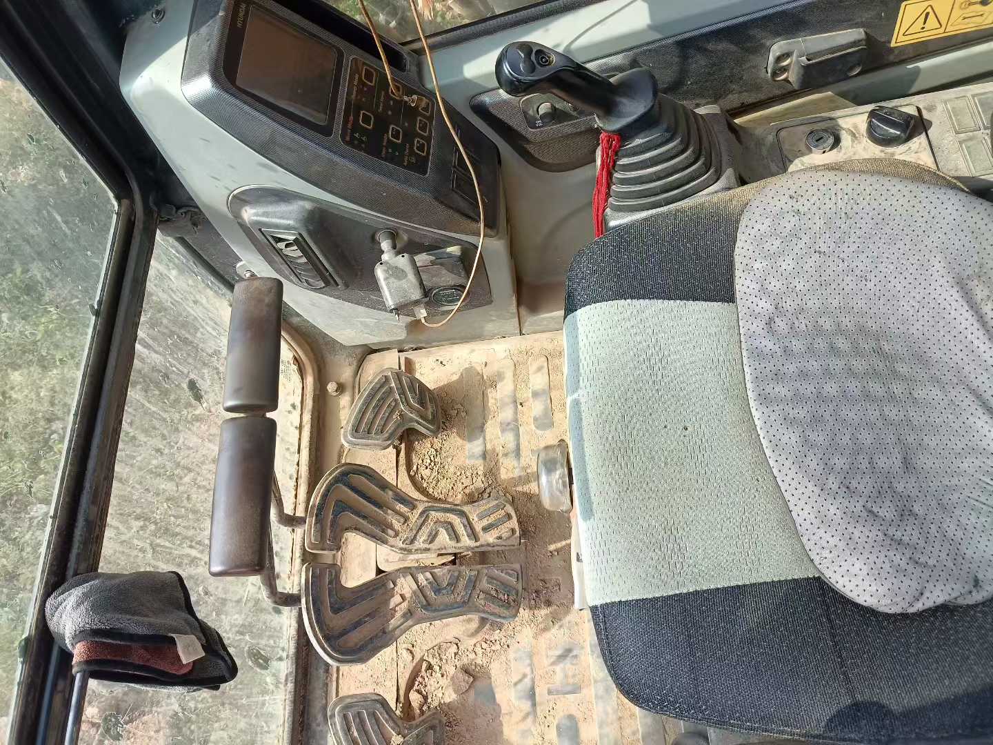 Used Hyundai R215VSN Excavator 2017 Model / 6