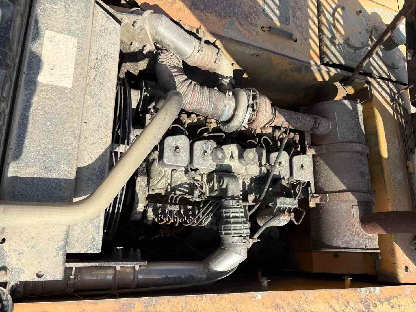 Used Hyundai R225-7 Excavator 2016 Model / 6